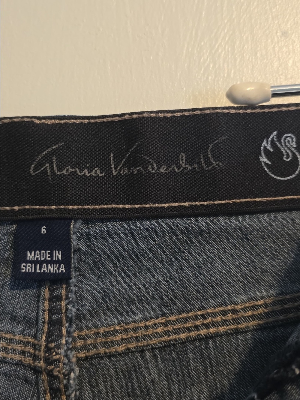 Gloria Vanderbilt Denim Jeans - Blue - Picture 9 of 13